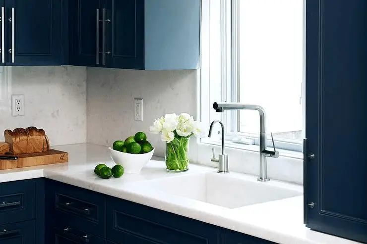 Undermount sink and modern faucet