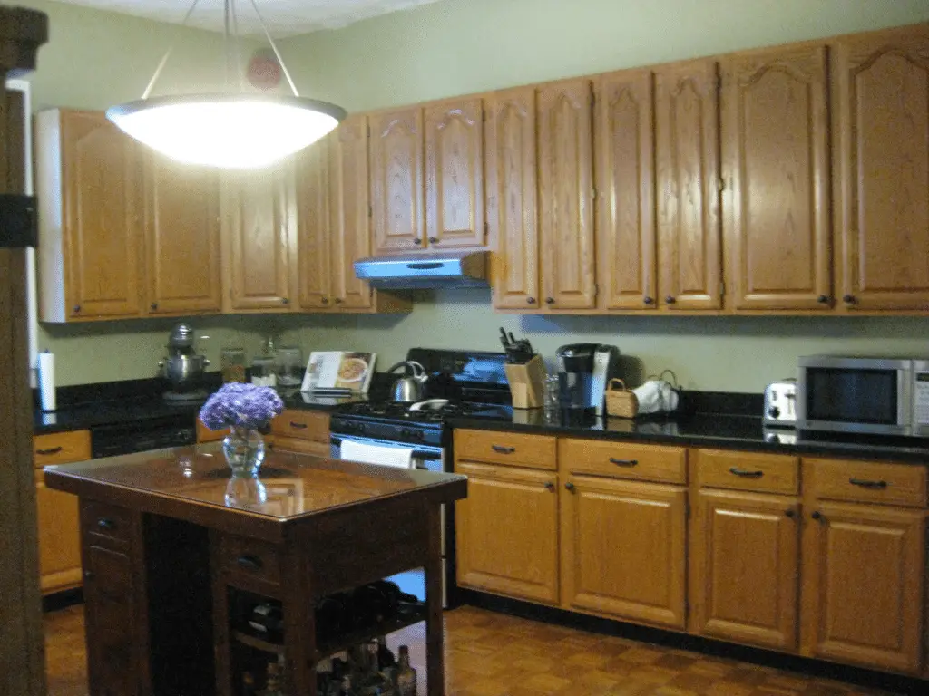 kitchen design mistakes - Poor Lighting: The Killer of Good Design