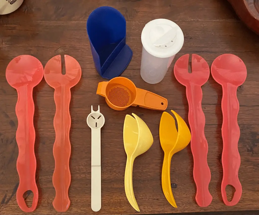 Plastic kitchen utensils