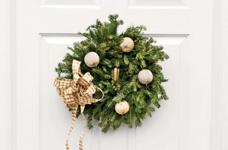 Crafting Beautiful Wreaths for Kitchen Cabinets: Tips & Ideas