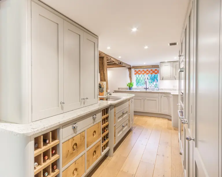 Crafting Your Dream Kitchen: A Guide to Designing a Bespoke Oasis