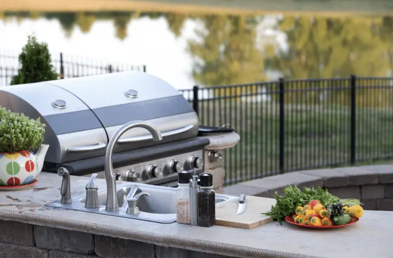 Ultimate Guide to Appliance Selection for L-Shaped Outdoor Kitchens