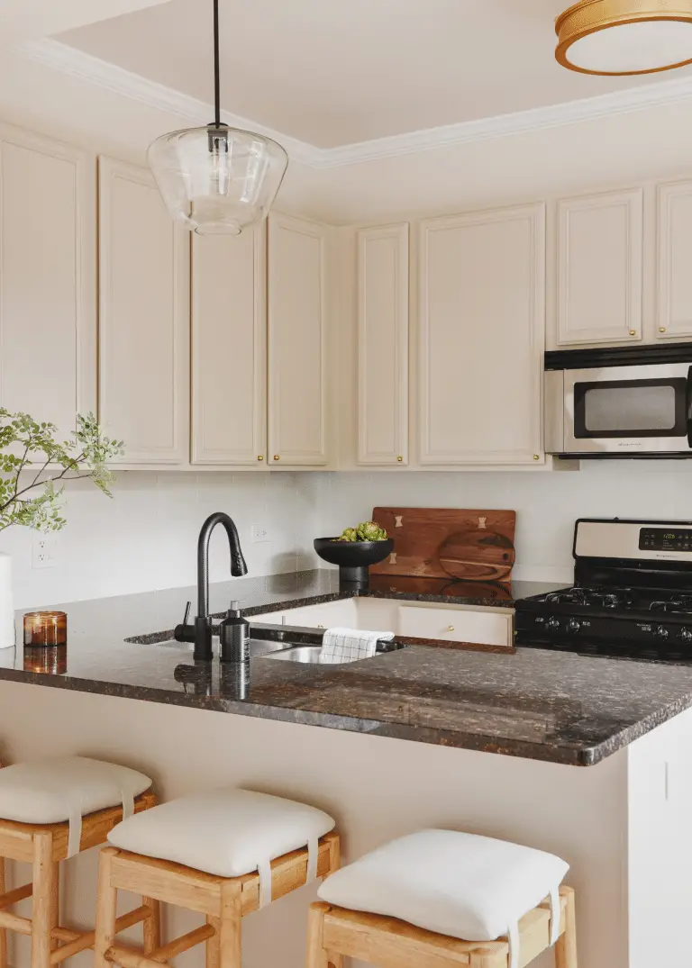 Enhance Your Kitchen: Backsplash Inspiration for Taupe Cabinets and Dark Granite