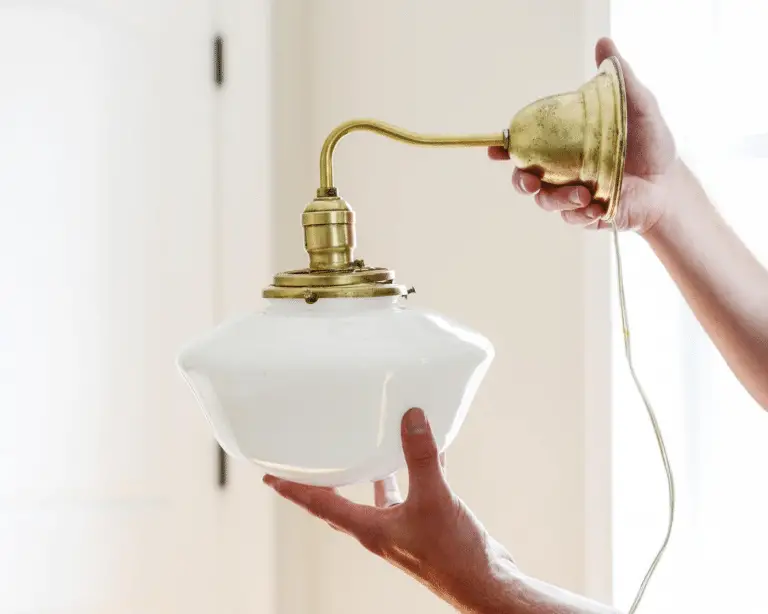 Shine Bright: A Guide to Restoring Vintage Light Fixtures for Your Kitchen