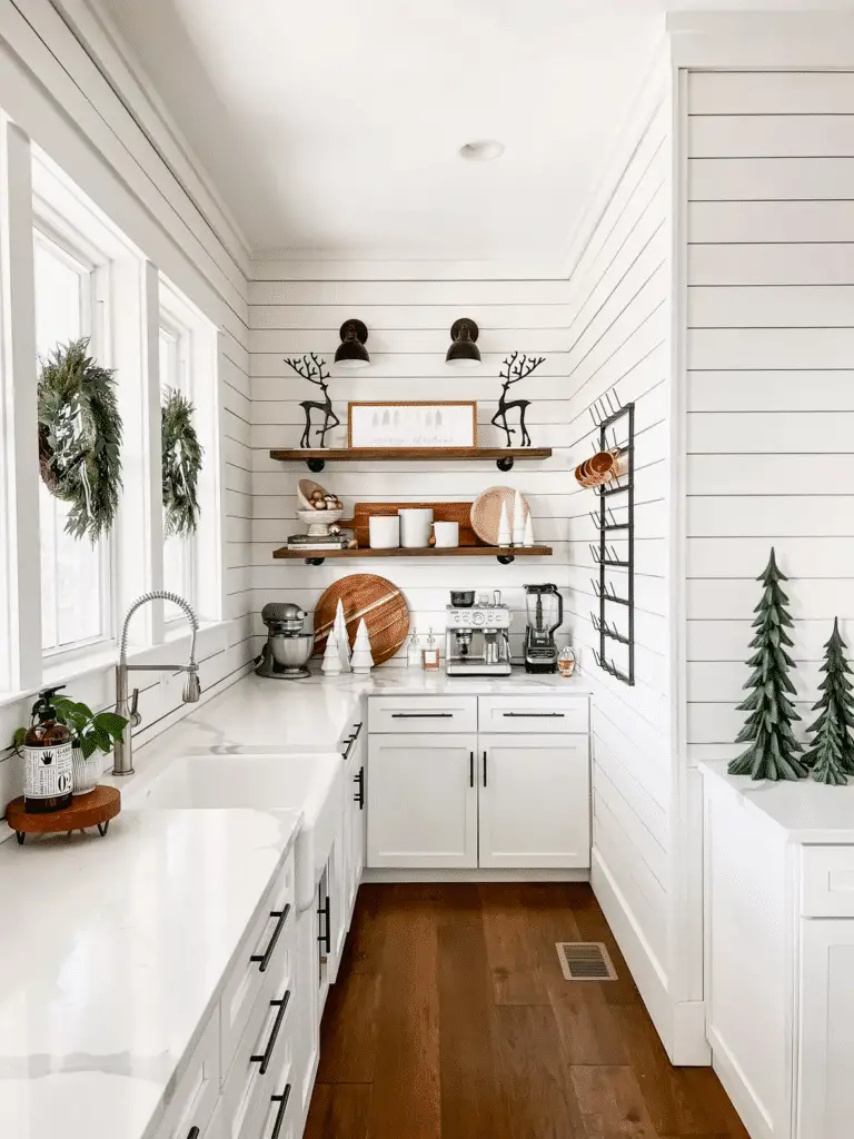 Shiplap Chic: Best Paint Colors for Your Kitchen Walls