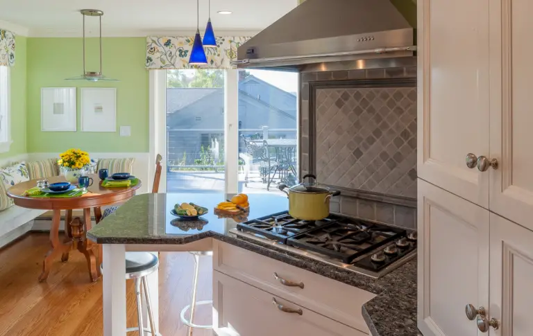 Corner Stove Charm: Maximizing Space in Your Kitchen Layout